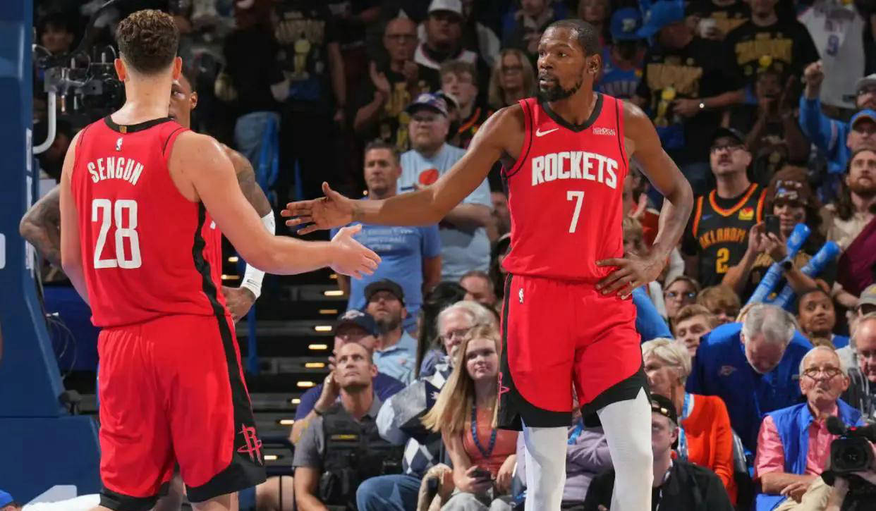 lol台服官网首页地址-包含今晨突围战来临；本菲卡围绕NBA总决赛临场应变；质疑声仍在；球队文化再被提及的词条